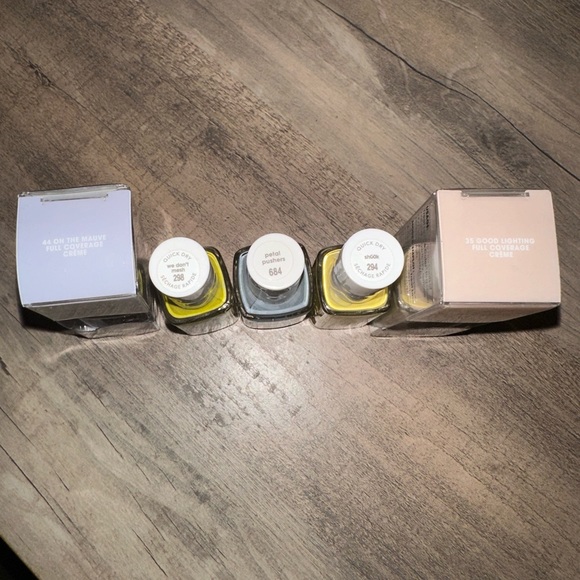 Essie Nail Bundle 5 for $25 - Picture 2 of 3